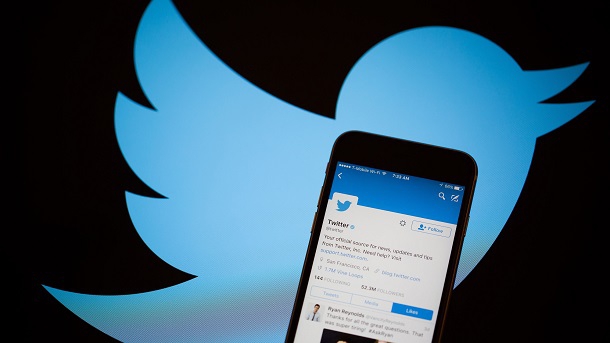 У Twitter визнали, що читають особисті повідомлення користувачів